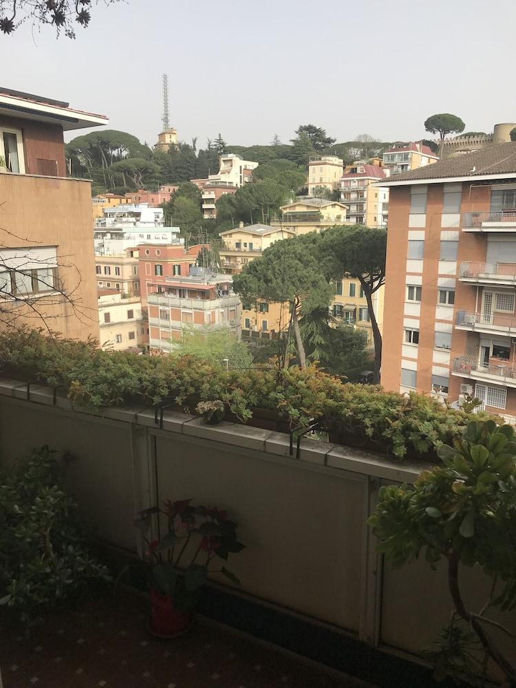 Le Finestre Sul Vaticano ローマ エクステリア 写真